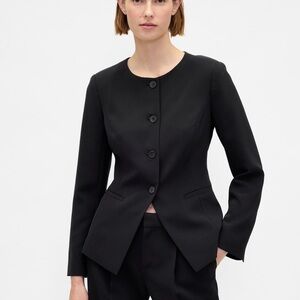 Gap Women’s Collarless Black Blazer
